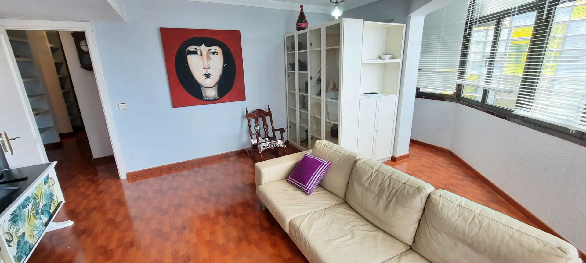 Sala d'estar de Pis de lloguer en Las Palmas de Gran Canaria amb Moblat, Forn i Rentadora