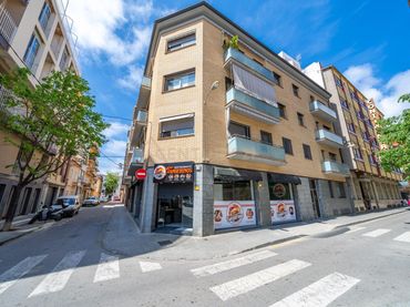 Local comercial en venta en Carrer de Cervantes, 91, Calella, Spain N2-95