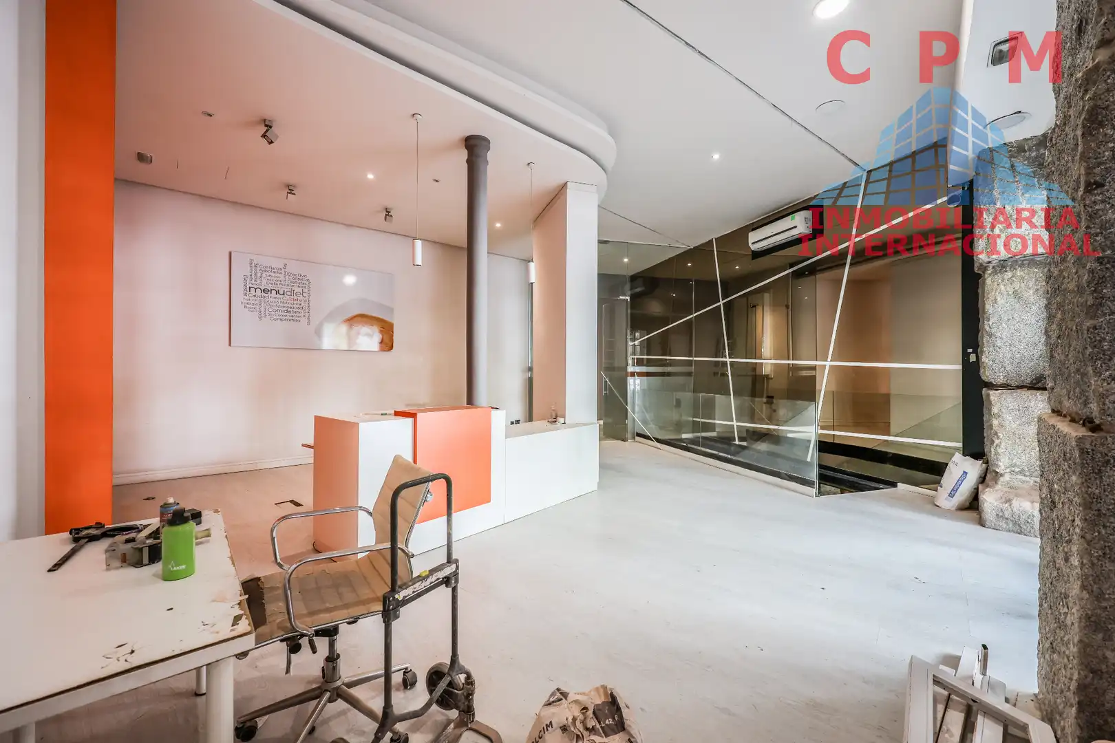 Local de lloguer en Madrid amb Aire condicionat, Calefacció i Parquet