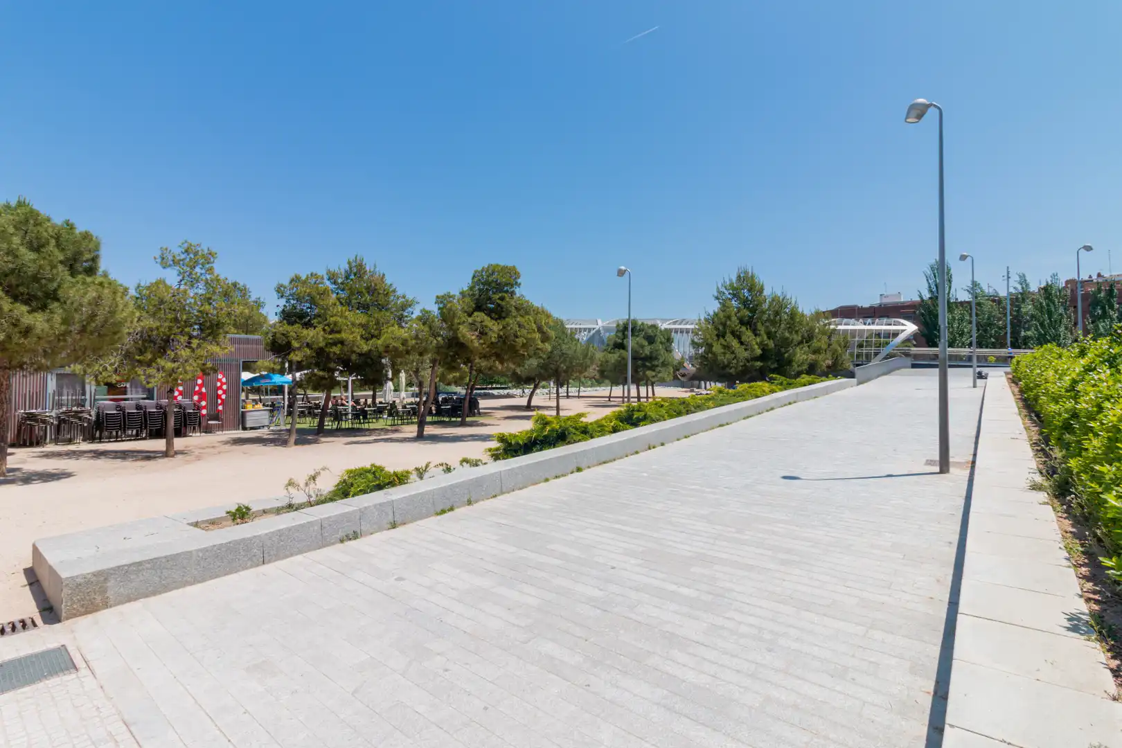Vista exterior de Piso de alquiler en Madrid con Calefacción
