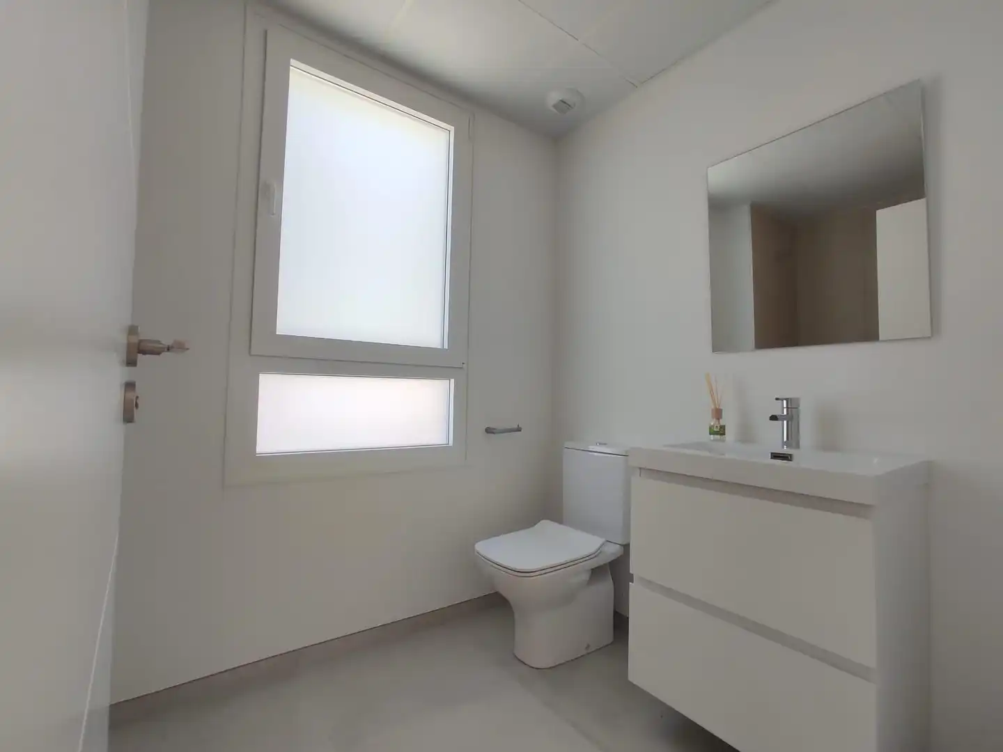 Flat with pool to rent in Entrenúcleos, imagen 15