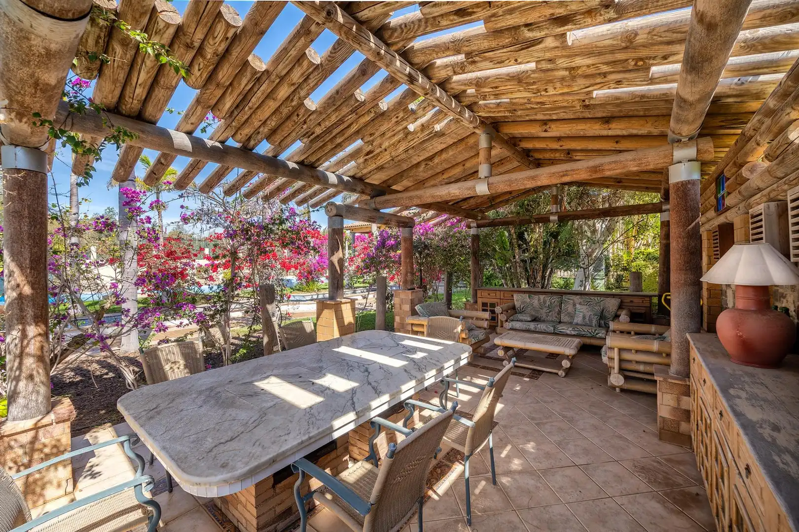 Terrassa de Casa o xalet en venda en San Bartolomé de Tirajana amb Jardí privat, Terrassa i Traster