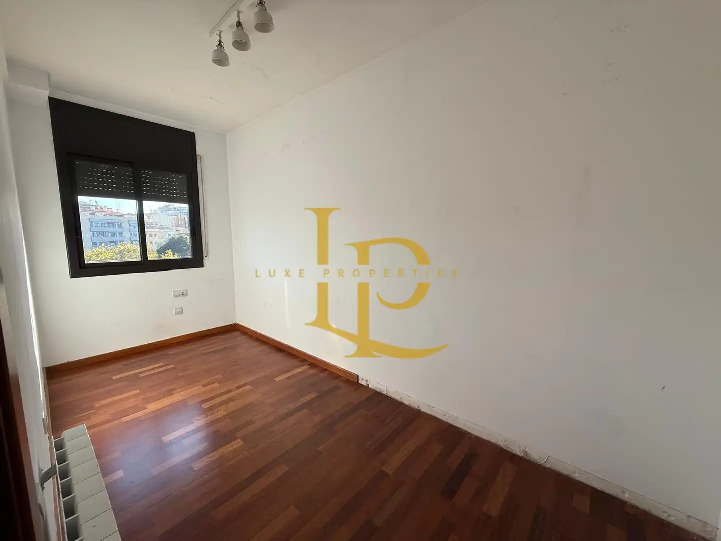 Dormitori de Dúplex en venda en Terrassa amb Calefacció, Parquet i Terrassa