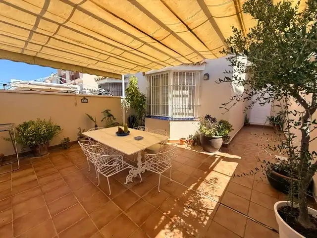 Terrace of Detached homes for rent in Chiclana de la Frontera  with Air Conditioner, Furnished and Oven