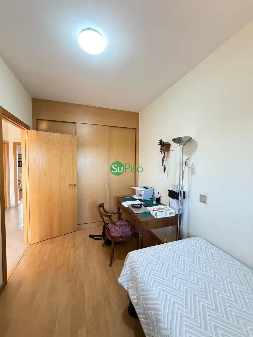 Chalet con jardín en venta en Calle Portugal 2, imagen 26