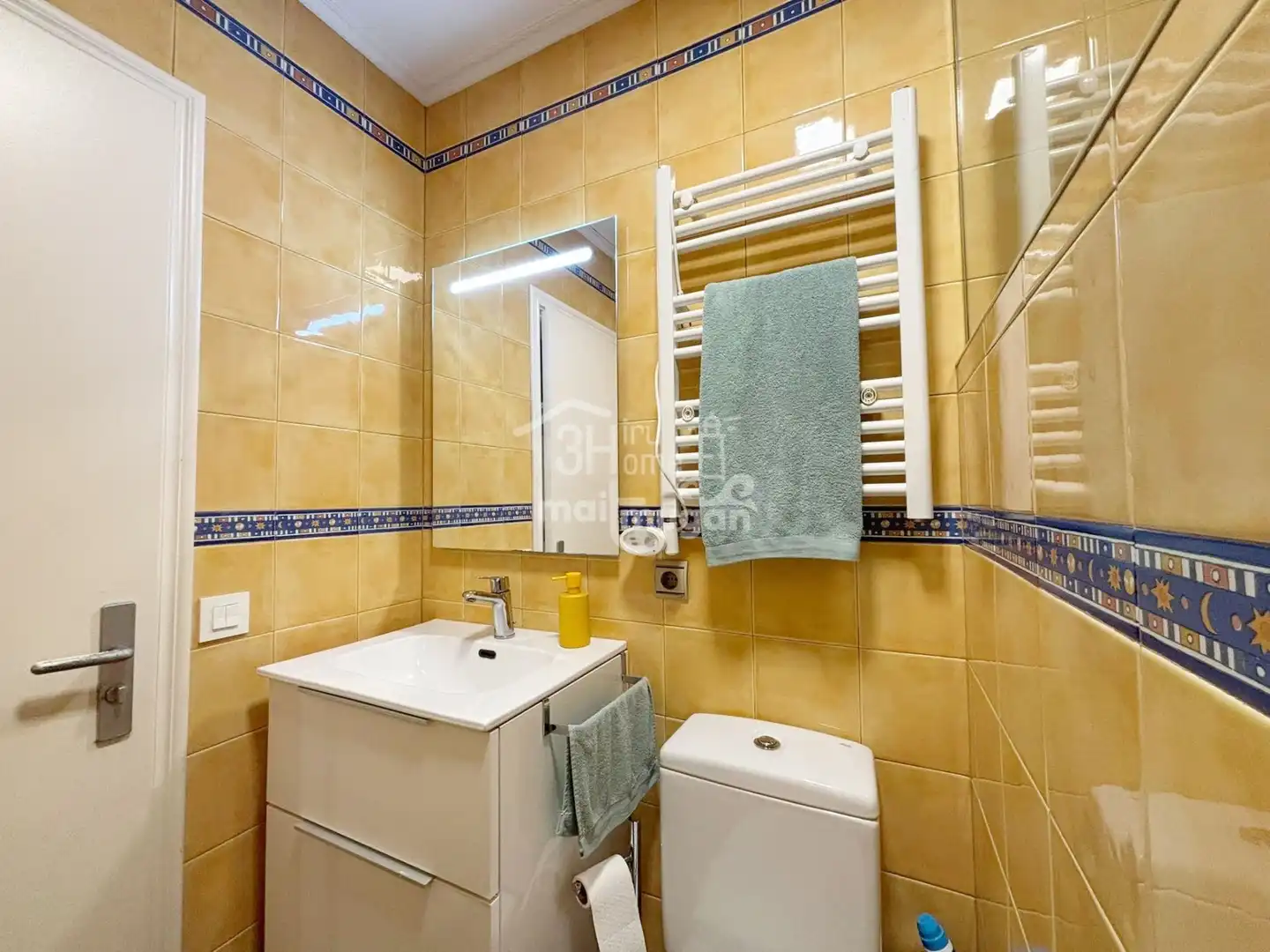 Baño de Apartamento en venta en Hendaye con Calefacción, Terraza y Piscina comunitaria