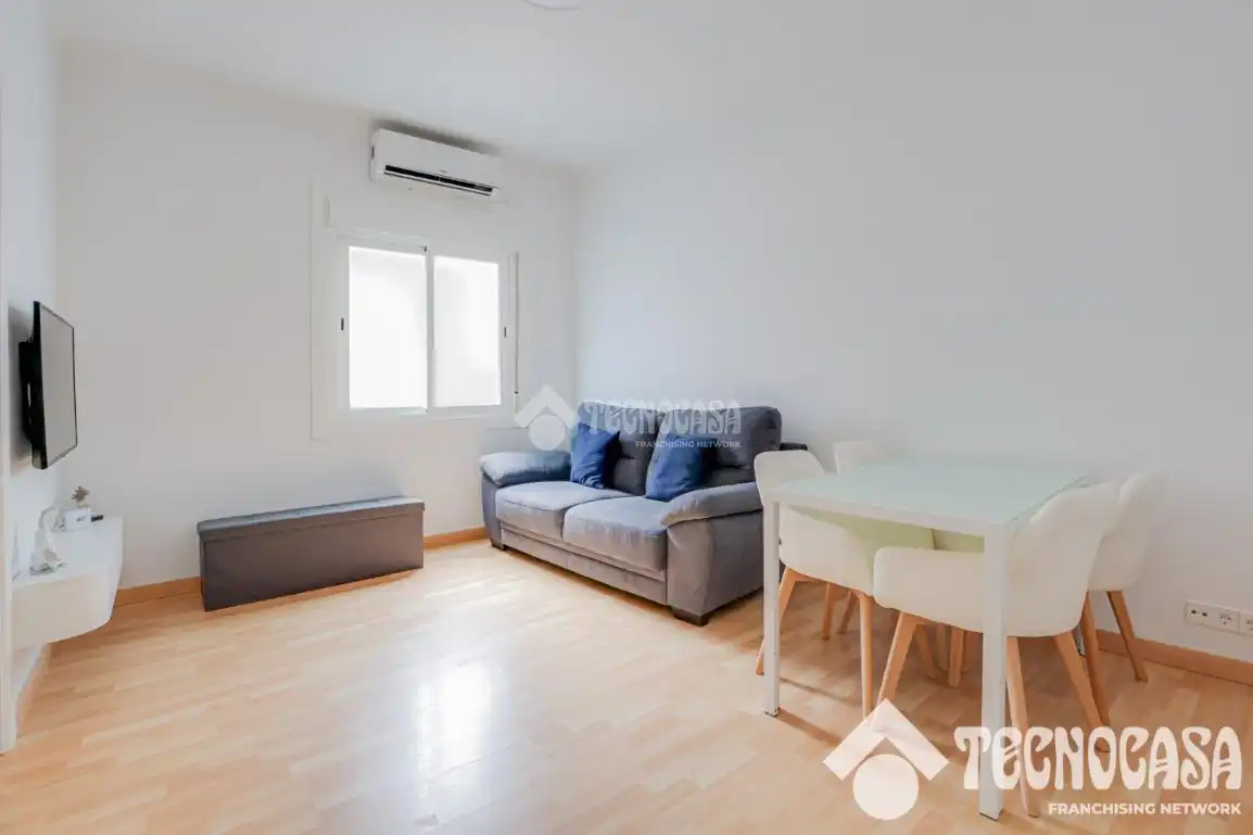 Sala d'estar de Pis en venda en Barcelona