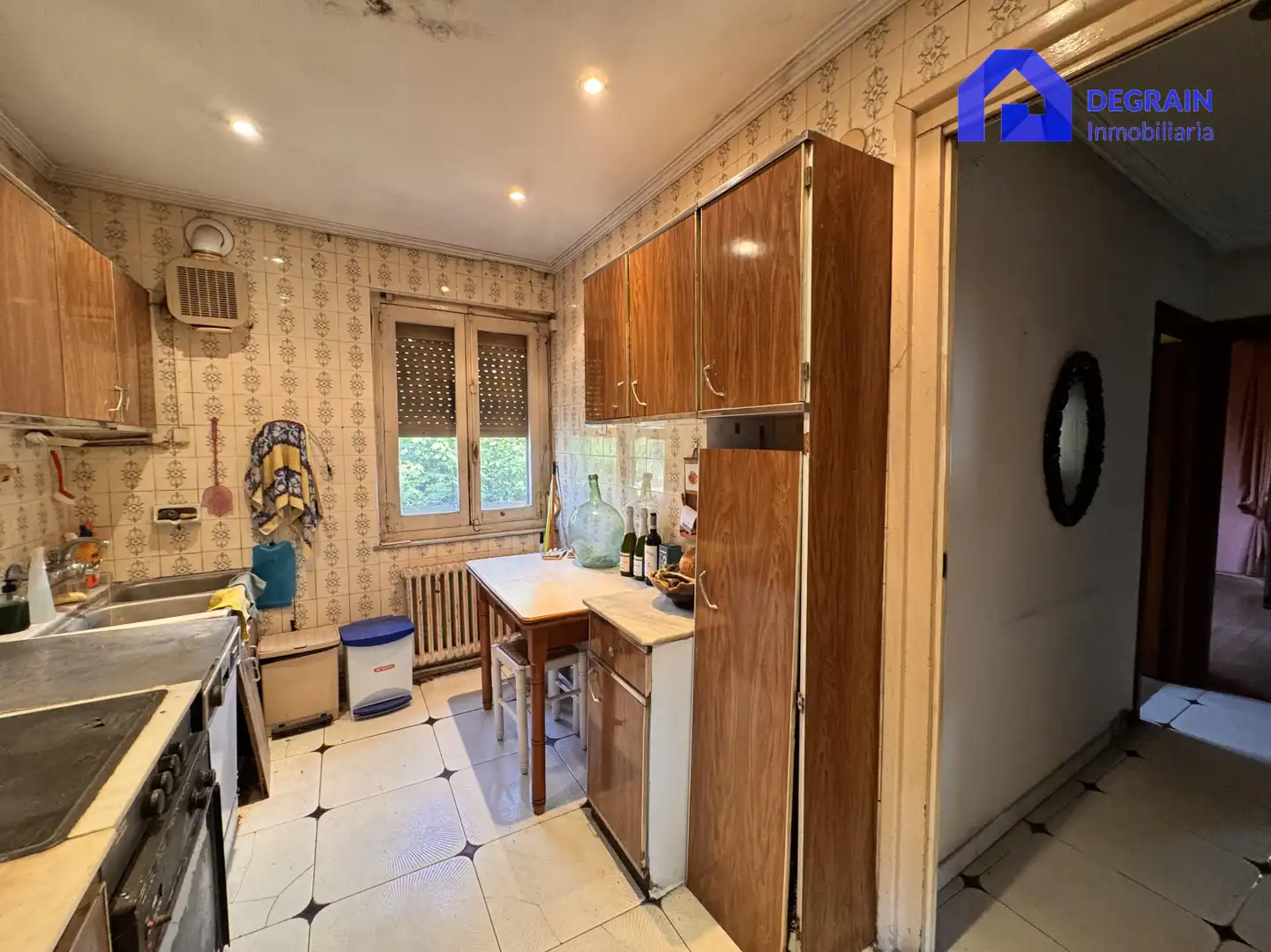 Cuina de Casa o xalet en venda en Ribera de Arriba amb Jardí privat
