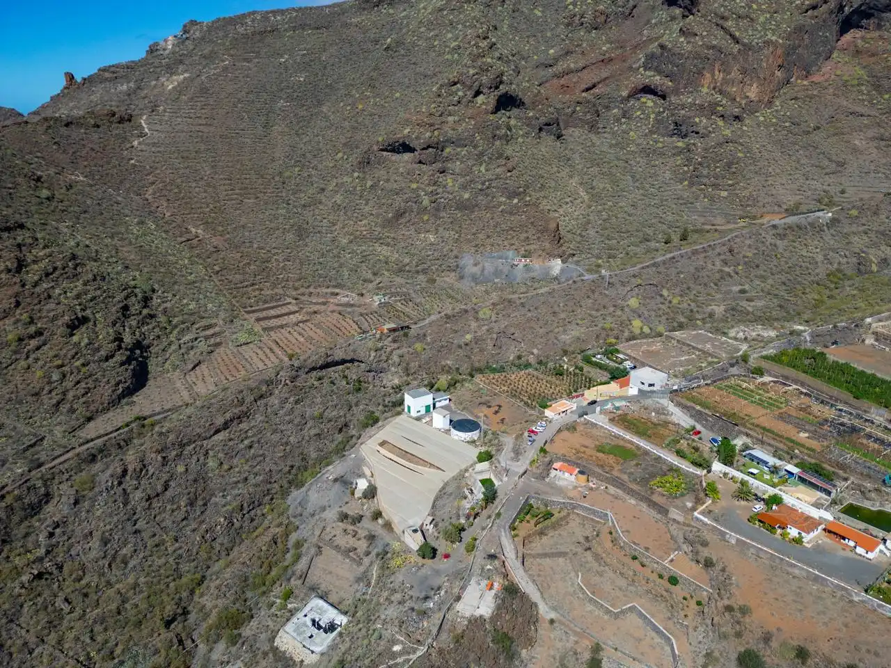 Vista exterior de Finca rústica en venda en Santiago del Teide amb Jardí privat i Terrassa