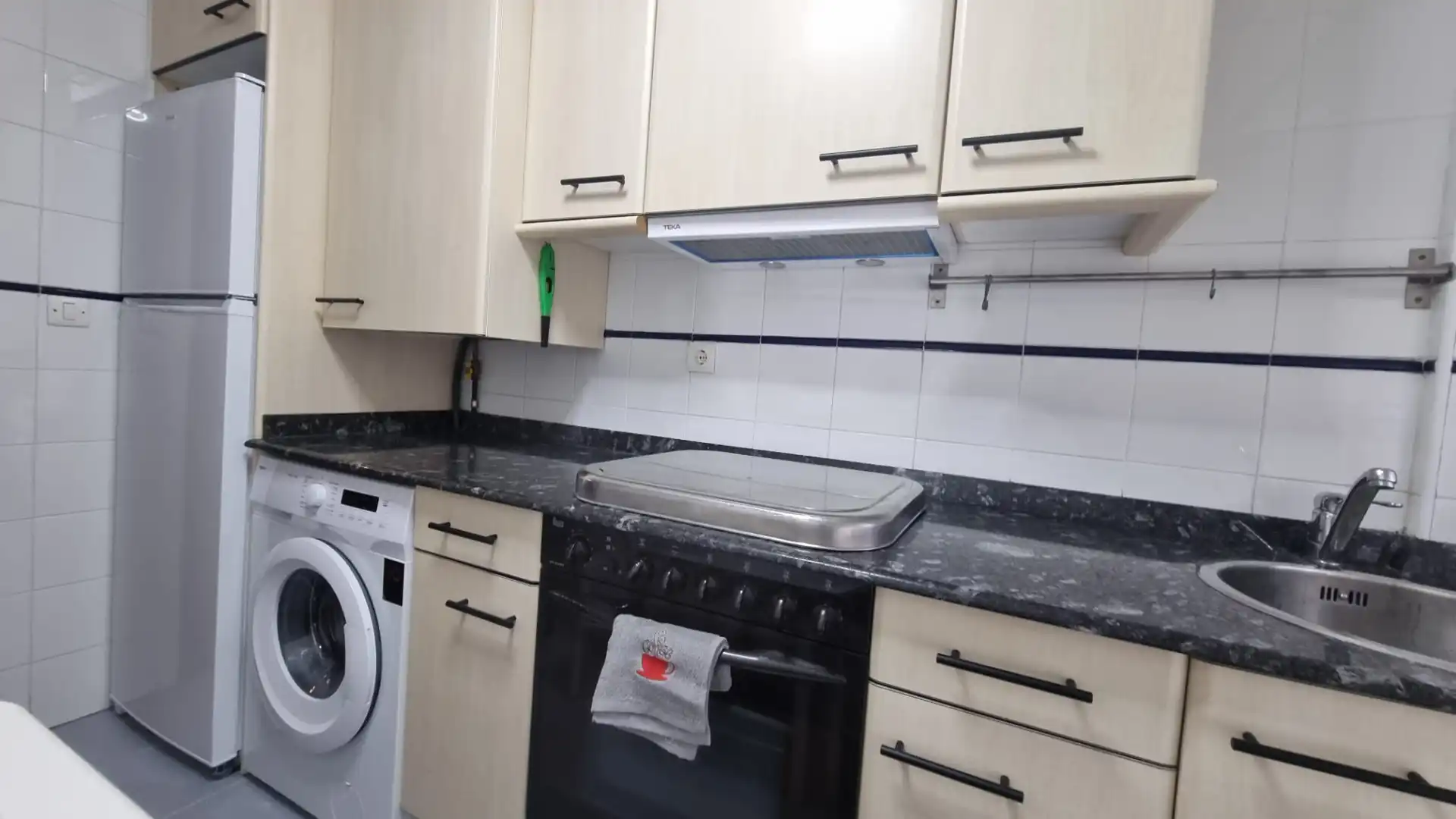 Cocina de Piso de alquiler en El Astillero   con Calefacción, Parquet y Terraza