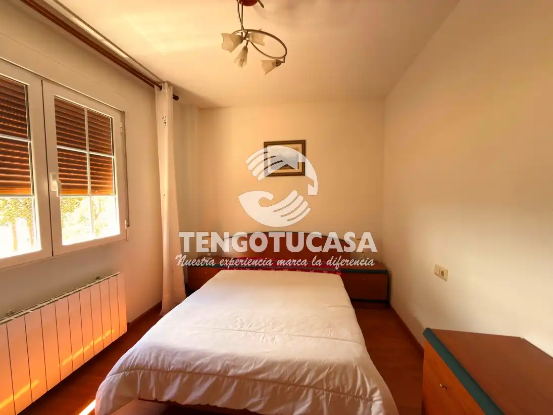 Habitación de Casa o chalet en venta en Bargas con Aire acondicionado, Calefacción y Jardín privado