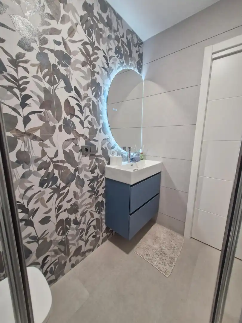 Bany de Apartament en venda en Valencia amb Aire condicionat, Terrassa i Traster
