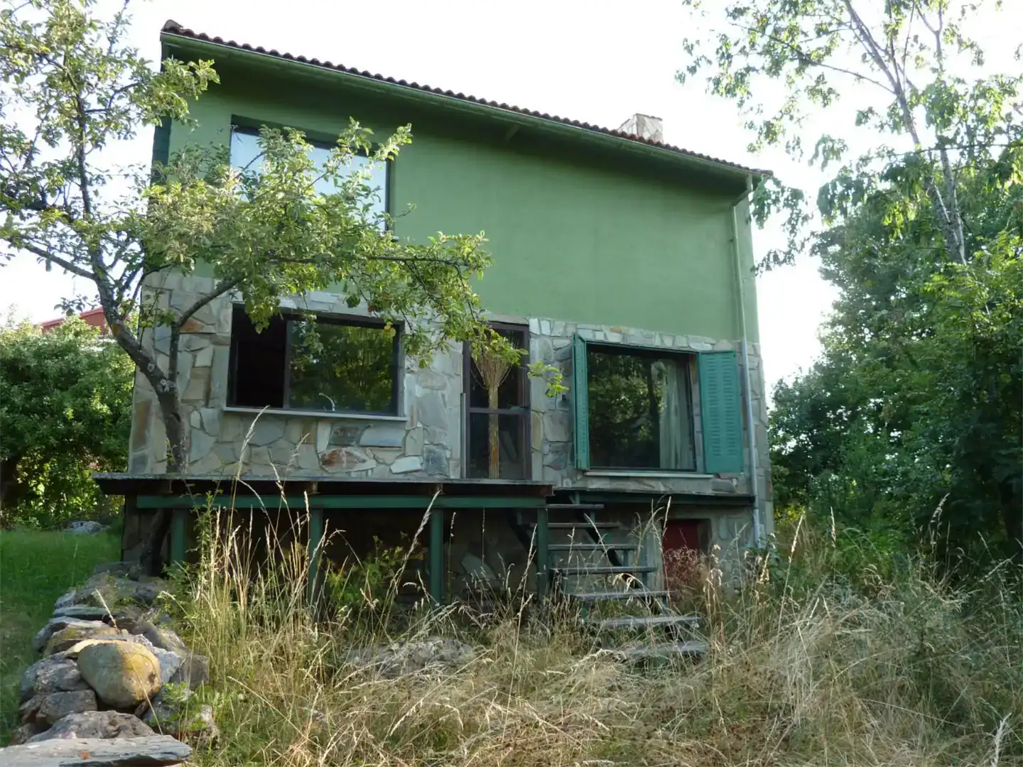 Vista exterior de Pis en venda en Velilla del Río Carrión  amb Jardí privat, Parquet i Traster