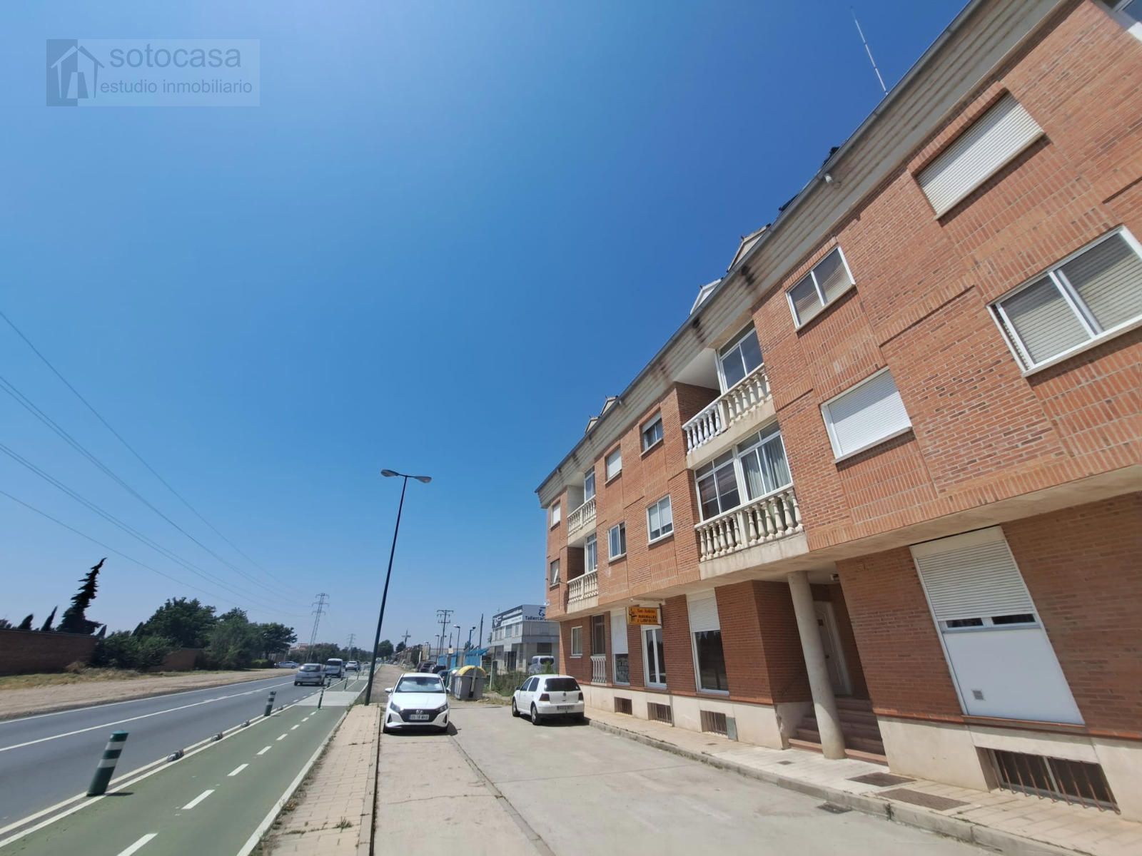 Vista exterior de Pis en venda en Valladolid Capital amb Calefacció i Moblat