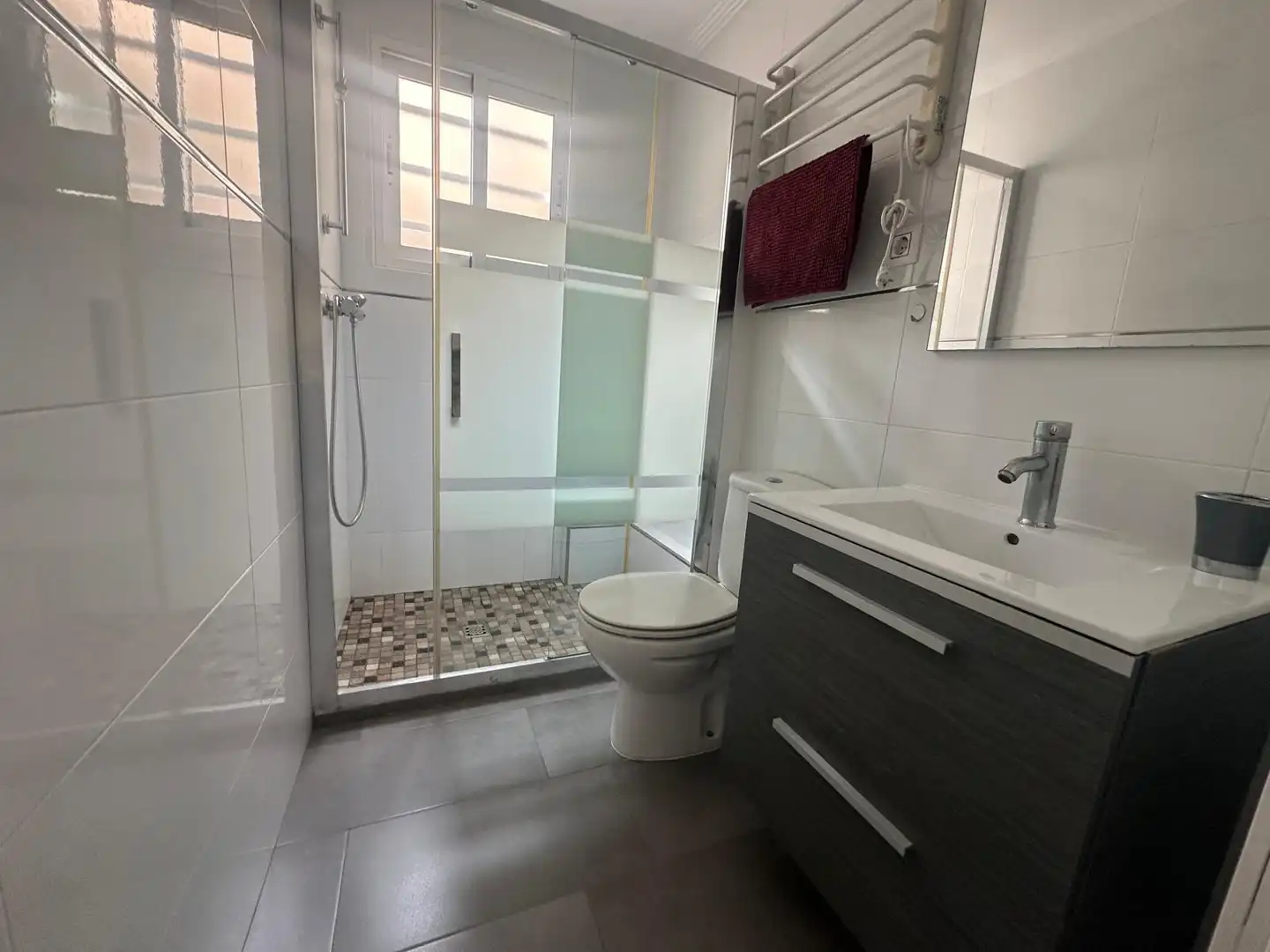 Bany de Apartament de lloguer en Águilas amb Aire condicionat, Moblat i Balcó