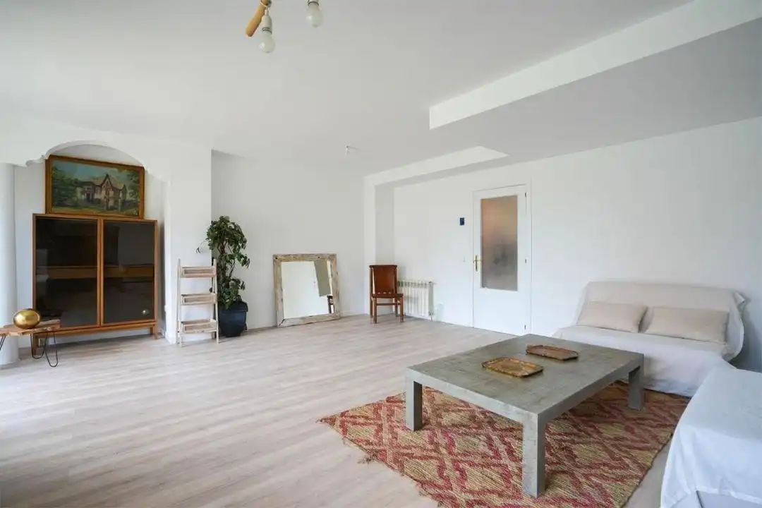 Sala d'estar de Casa adosada en venda en Rivas-Vaciamadrid amb Aire condicionat, Calefacció i Jardí privat