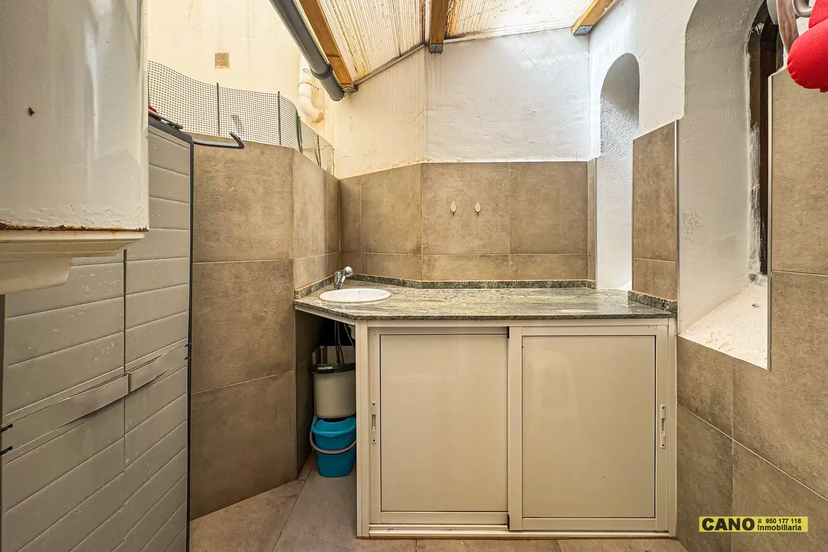 Kitchen of Flat for sale in Roquetas de Mar  with Air Conditioner, Heating and Terrace