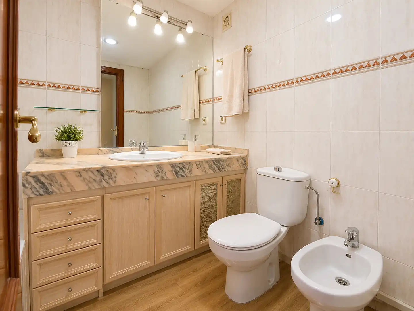 Baño de Piso en venta en Mataró con Aire acondicionado, Calefacción y Parquet