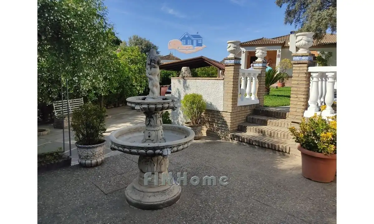 Jardín de Casa o chalet en venta en Gerena con Aire acondicionado, Jardín privado y Trastero