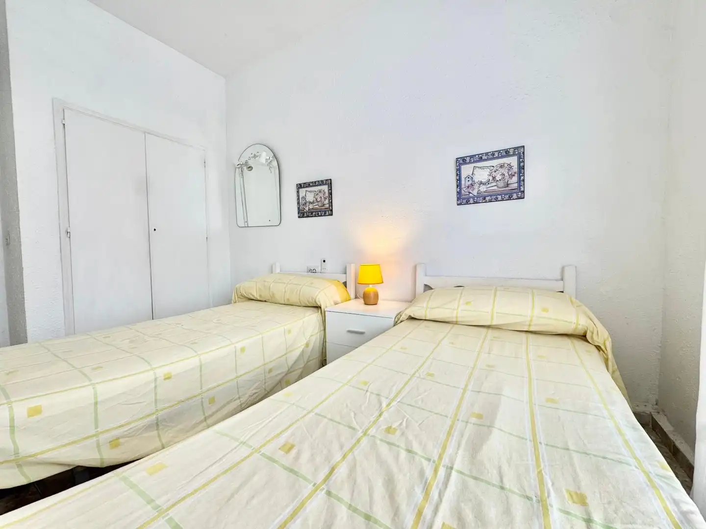 Bedroom of Apartments for rent in Torrevieja  with Heating, Furnished and Washing machine