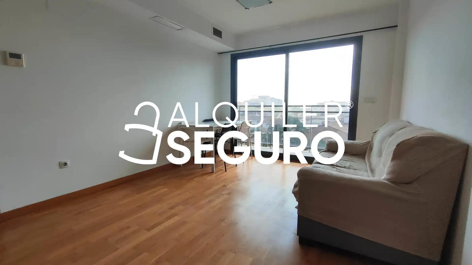 Estudio de alquiler en Valencia con Aire acondicionado y Calefacción
