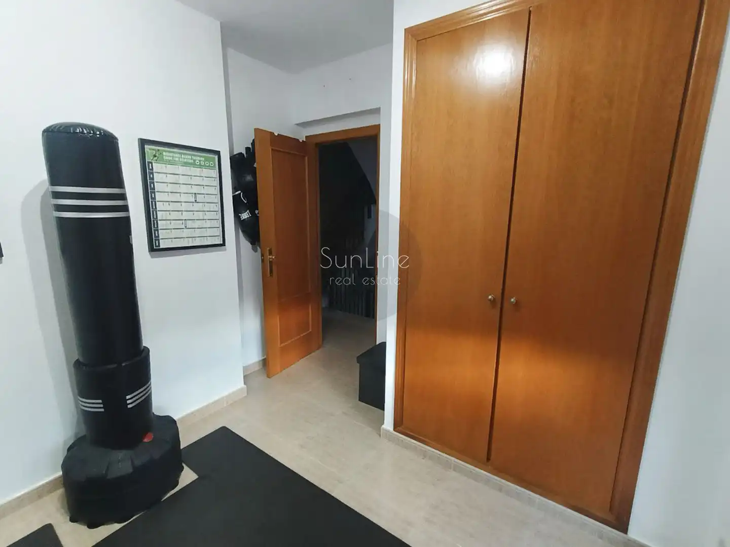 Houses for sale in La Pobla de Vallbona  with Air Conditioner, Private garden and Terrace