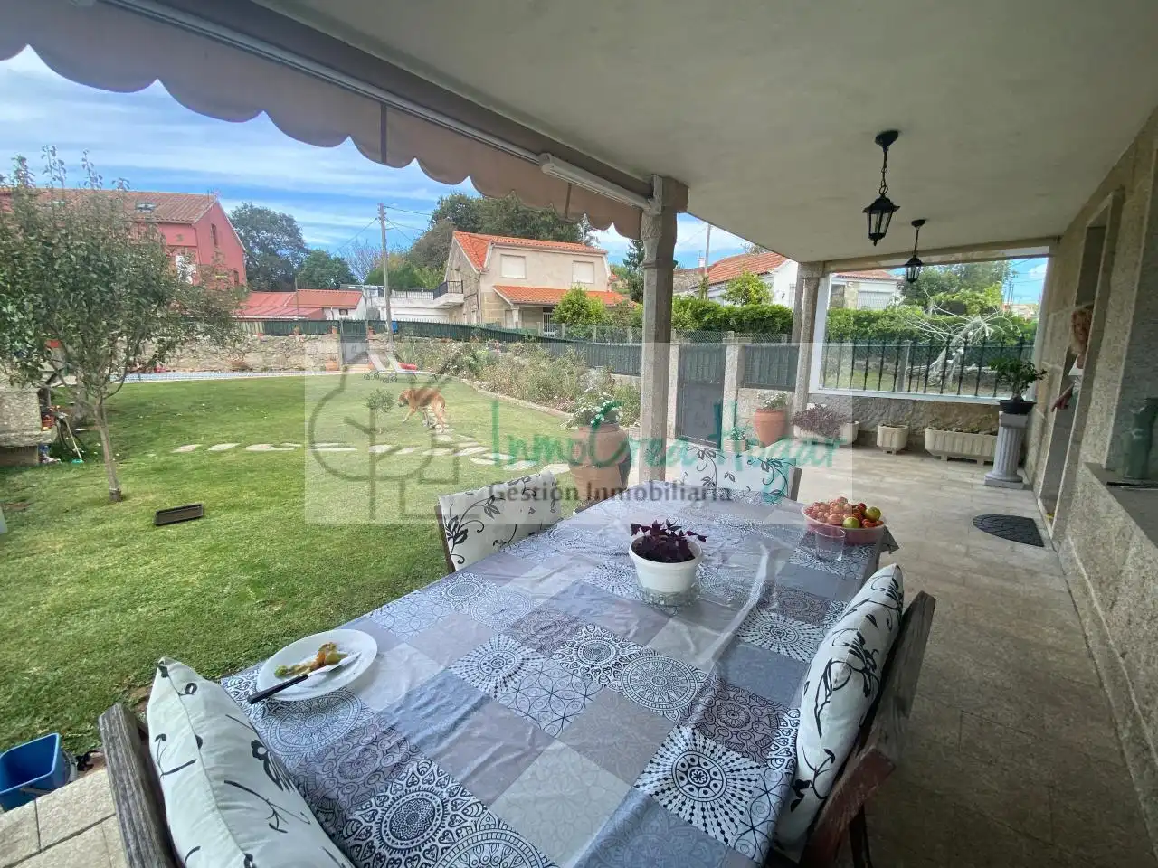 Terrassa de Casa o xalet en venda en Vigo  amb Calefacció, Jardí privat i Terrassa