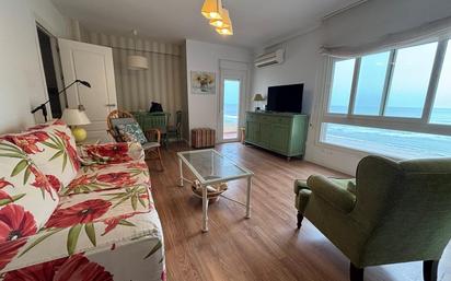 Living room of Flat for sale in  Cádiz Capital  with Air Conditioner and Terrace
