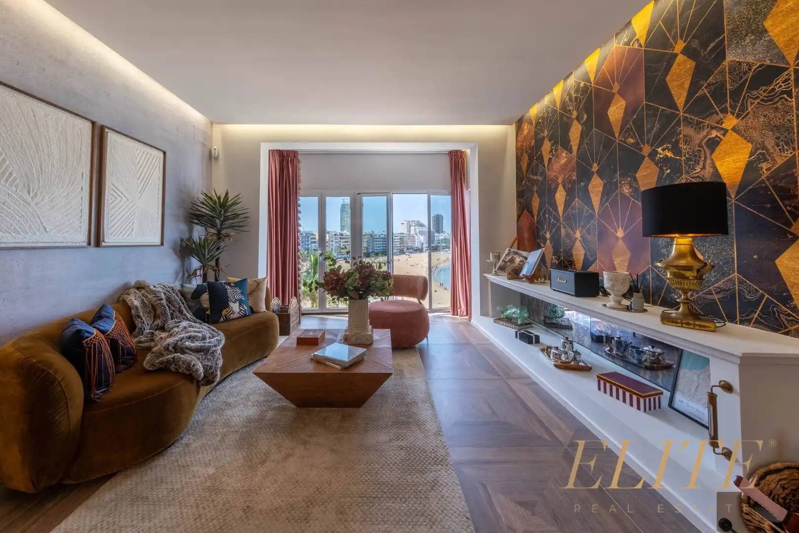 Sala de estar de Piso de alquiler en Las Palmas de Gran Canaria con Aire acondicionado, Calefacción y Parquet