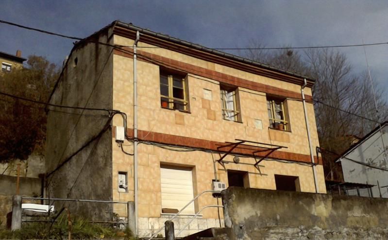 Exterior view of House or chalet for sale in Langreo