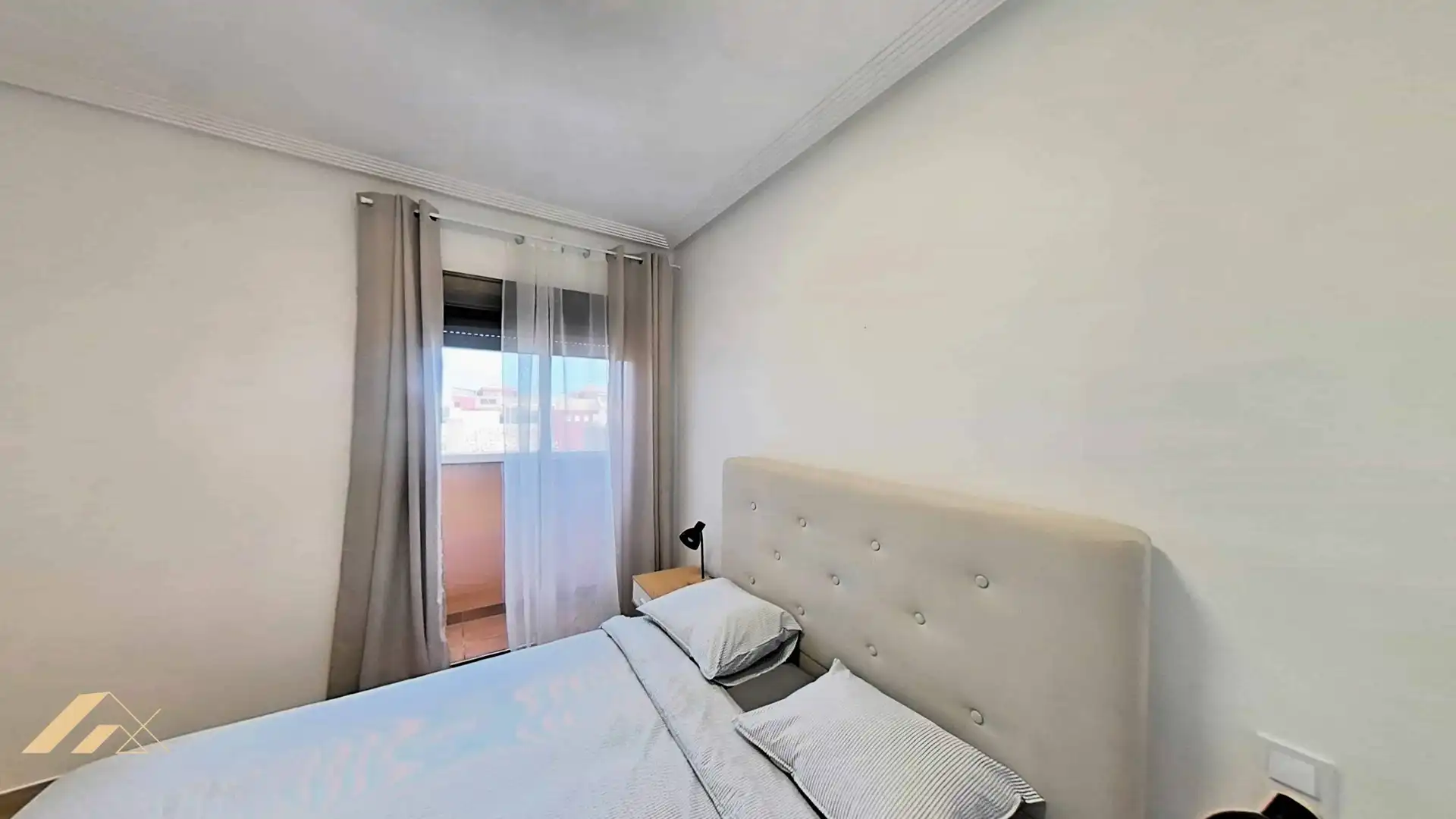 Dormitori de Apartament en venda en Orihuela Costa