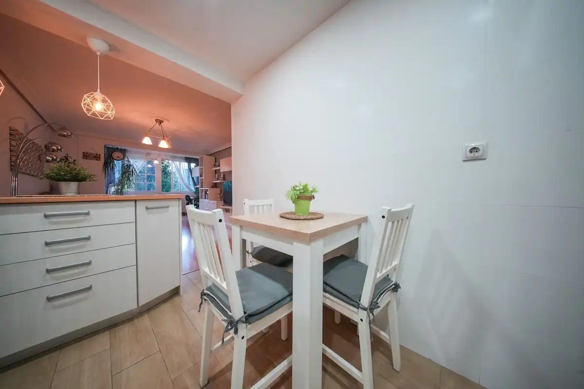 Comedor de Planta baja en venta en Móstoles con Calefacción, Jardín privado y Terraza