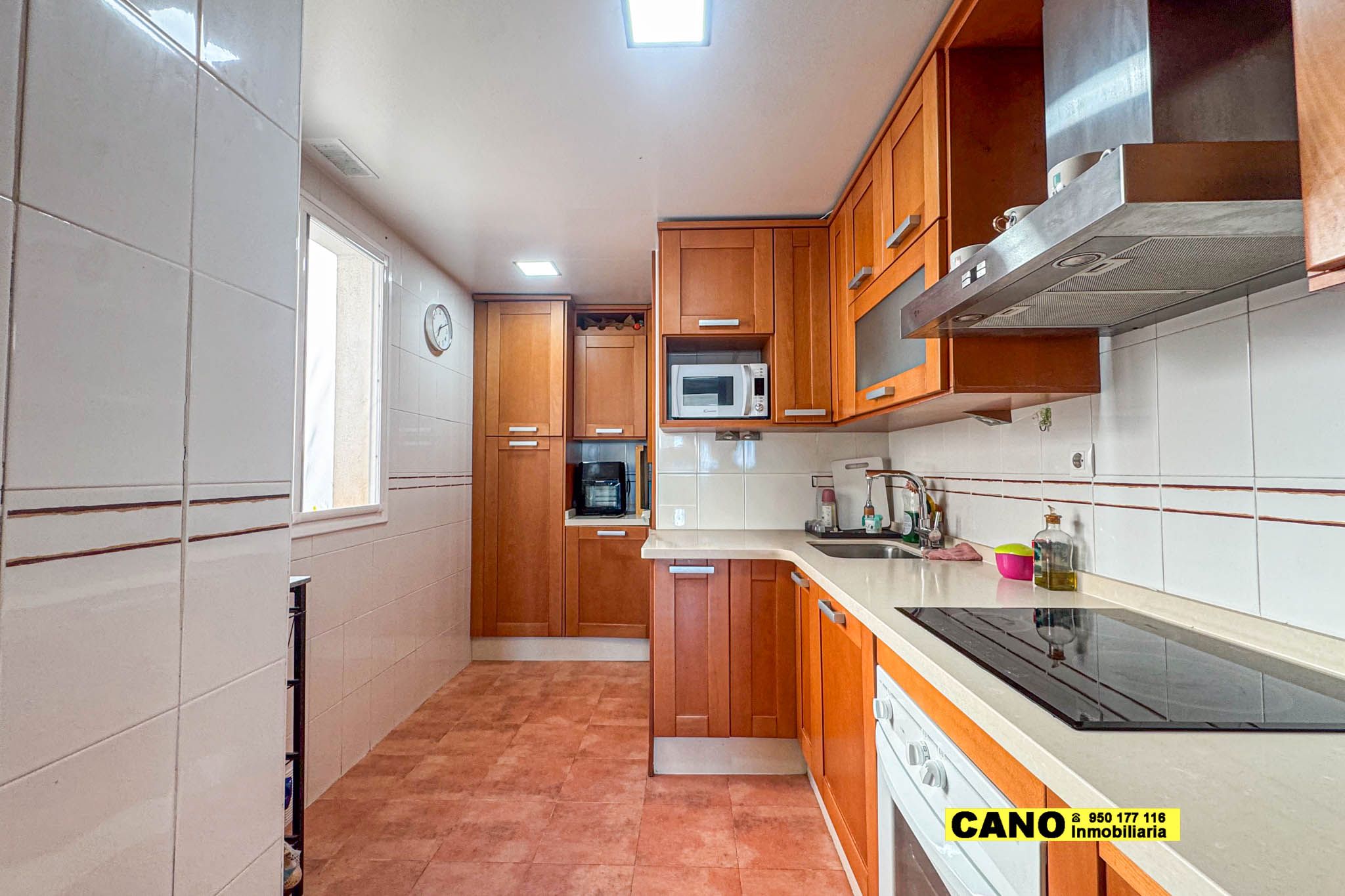 Cocina de Piso en venta en  Almería Capital con Aire acondicionado, Calefacción y Trastero