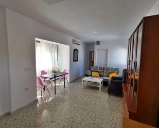 Flat to rent in Avenida del Cerro Falón, Centro - Calzada - Cabo Noval