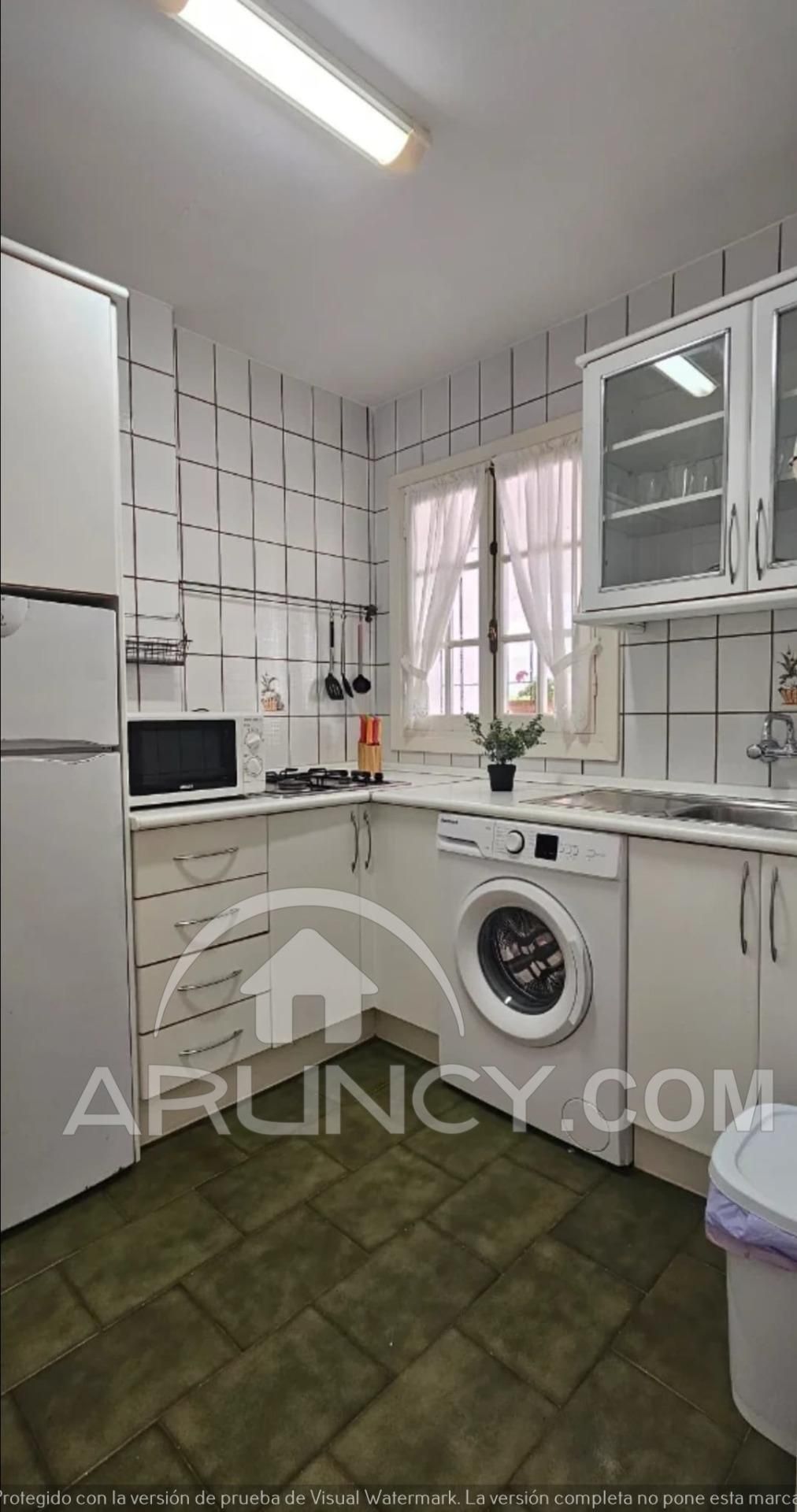 Kitchen of Apartment for sale in Chiclana de la Frontera
