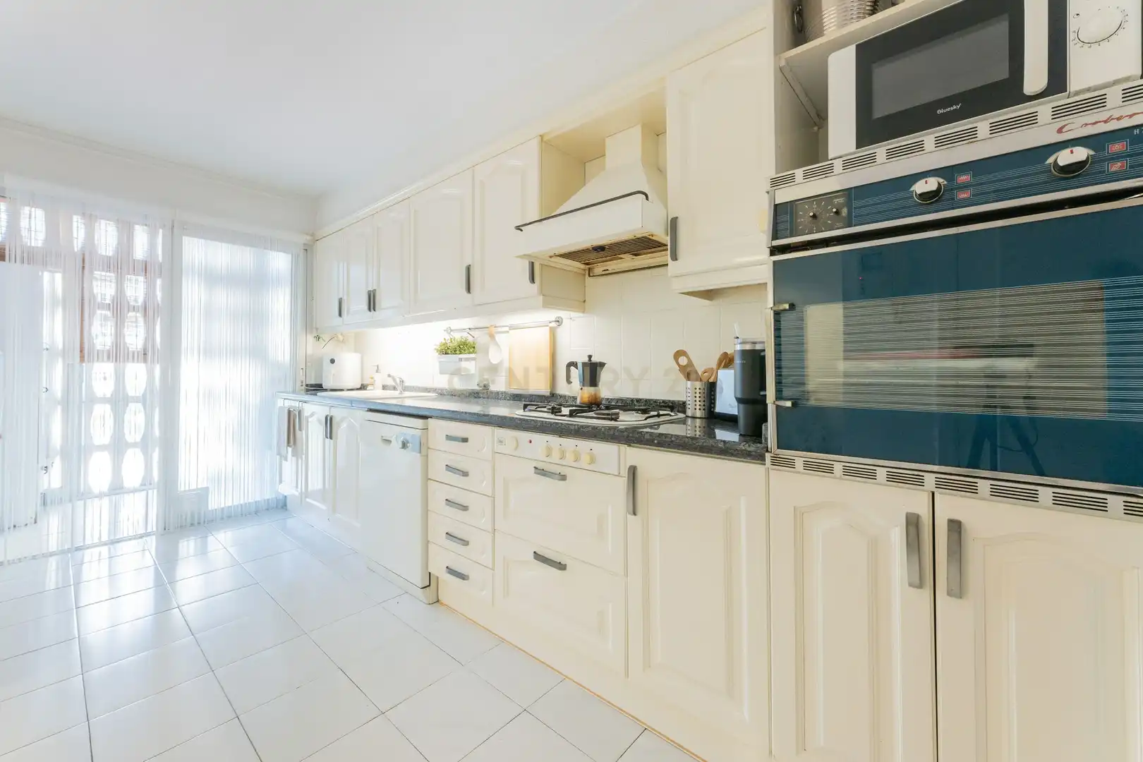 Cocina de Piso en venta en Valencia con Aire acondicionado, Trastero y Balcón