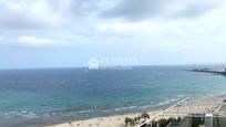 Vista exterior de Pis en venda en Alicante / Alacant amb Aire condicionat
