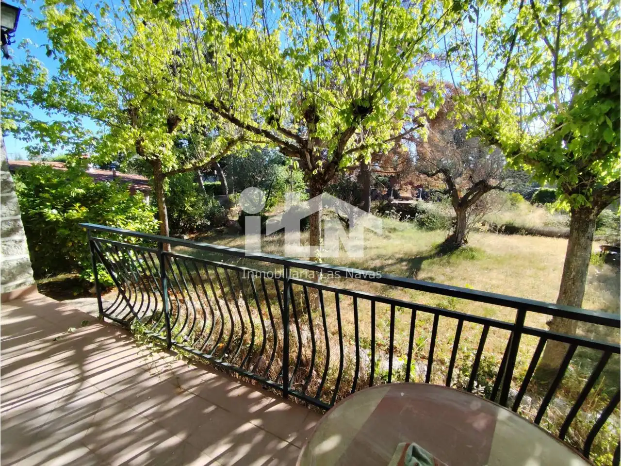 Jardín de Casa o chalet en venta en Navalperal de Pinares con Calefacción, Jardín privado y Terraza
