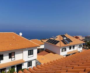 Exterior view of Single-family semi-detached for sale in Santa Úrsula  with Terrace and Balcony