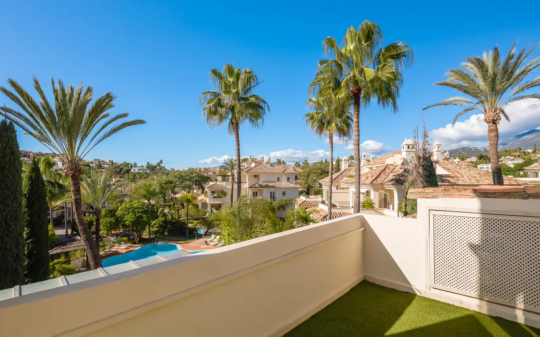 Àtic amb piscina en venda a Nueva Andalucía, imagen 38