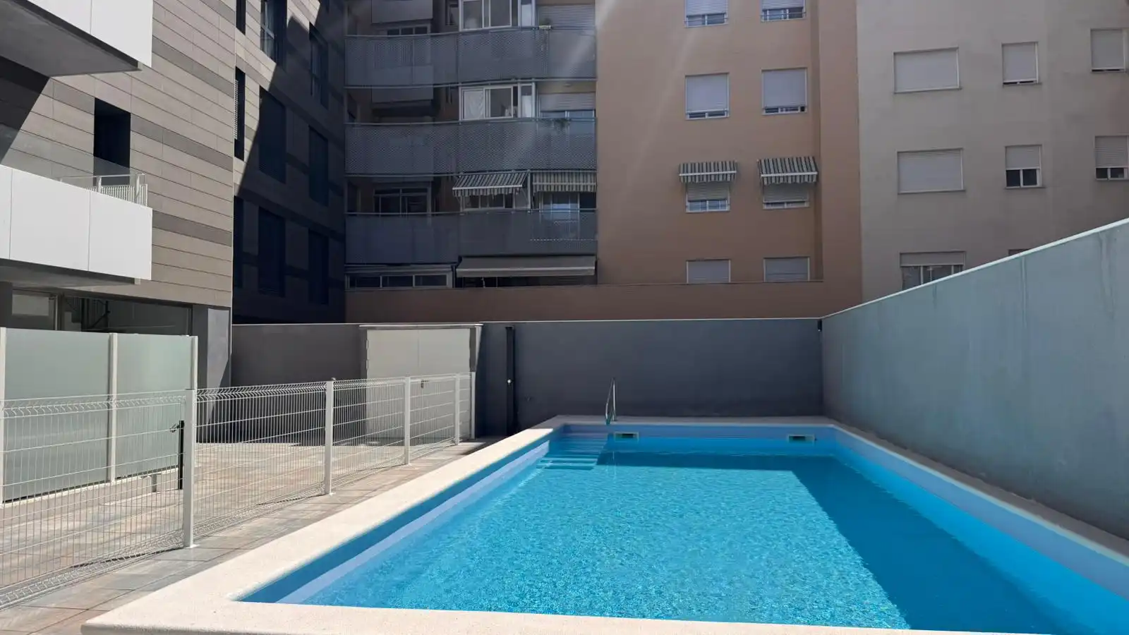 Piscina de Àtic en venda en Murcia amb Aire condicionat, Calefacció i Jardí privat