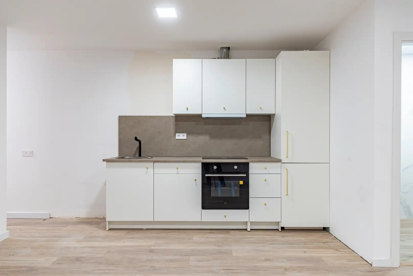 Küche von Wohnung zum Verkauf in L'Hospitalet de Llobregat mit Klimaanlage, Heizung und Parkett