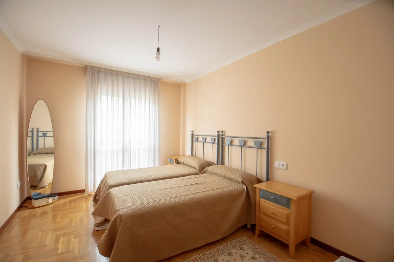 Habitación de Piso en venta en Villaviciosa con Calefacción, Parquet y Trastero