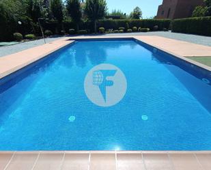 Swimming pool of Single-family semi-detached for sale in L'Ametlla del Vallès  with Air Conditioner, Terrace and Swimming Pool