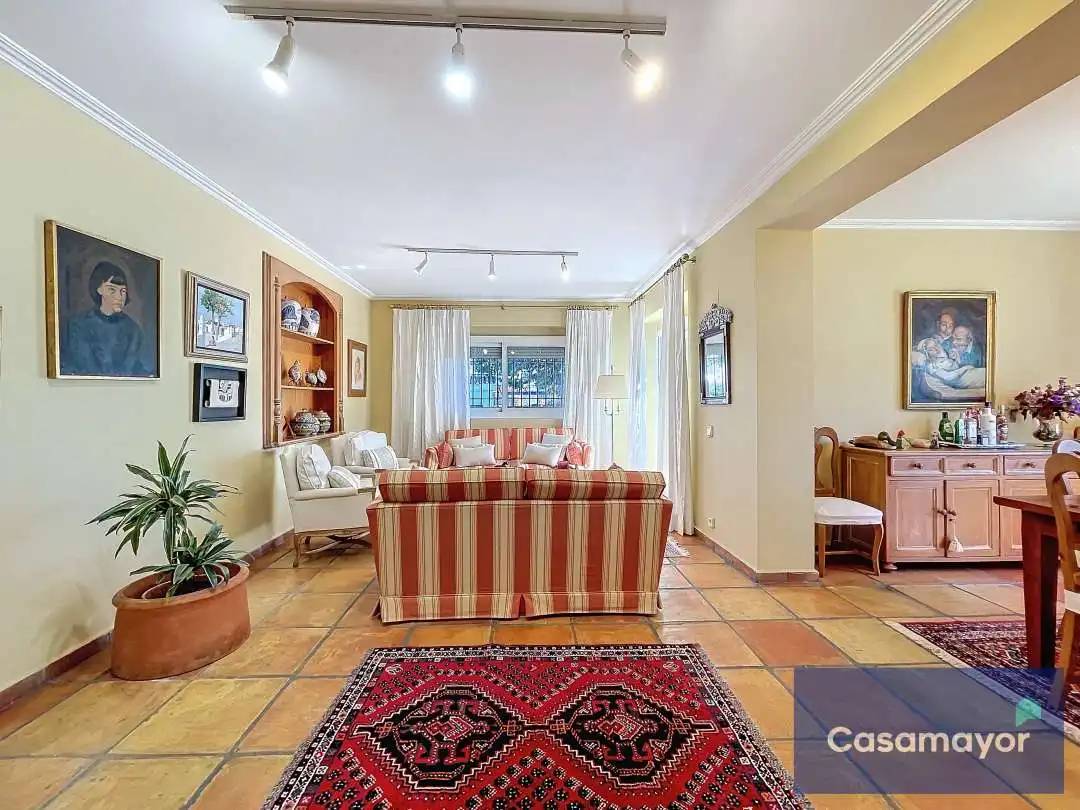 Sala d'estar de Casa o xalet en venda en Alicante / Alacant amb Calefacció, Jardí privat i Terrassa