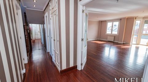 Foto 4 de Dúplex en venda a Calle Arsenio Odriozola, Valdenoja, Santander