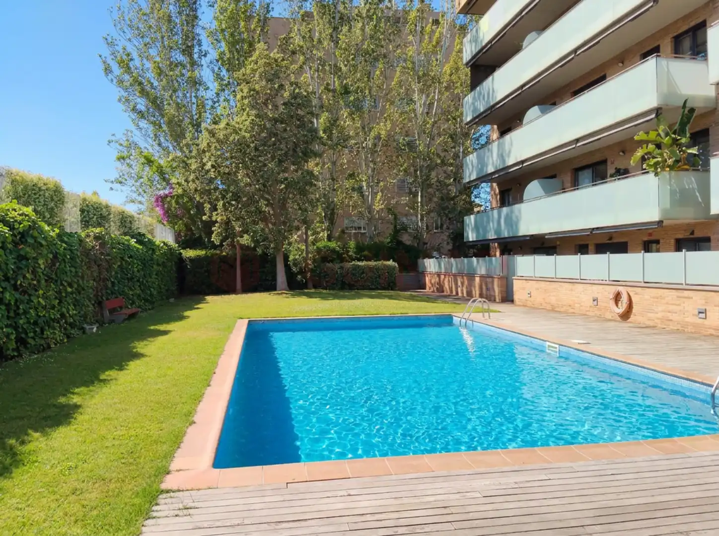 Schwimmbecken von Dachboden zur Miete in Esplugues de Llobregat mit Klimaanlage, Heizung und Privatgarten
