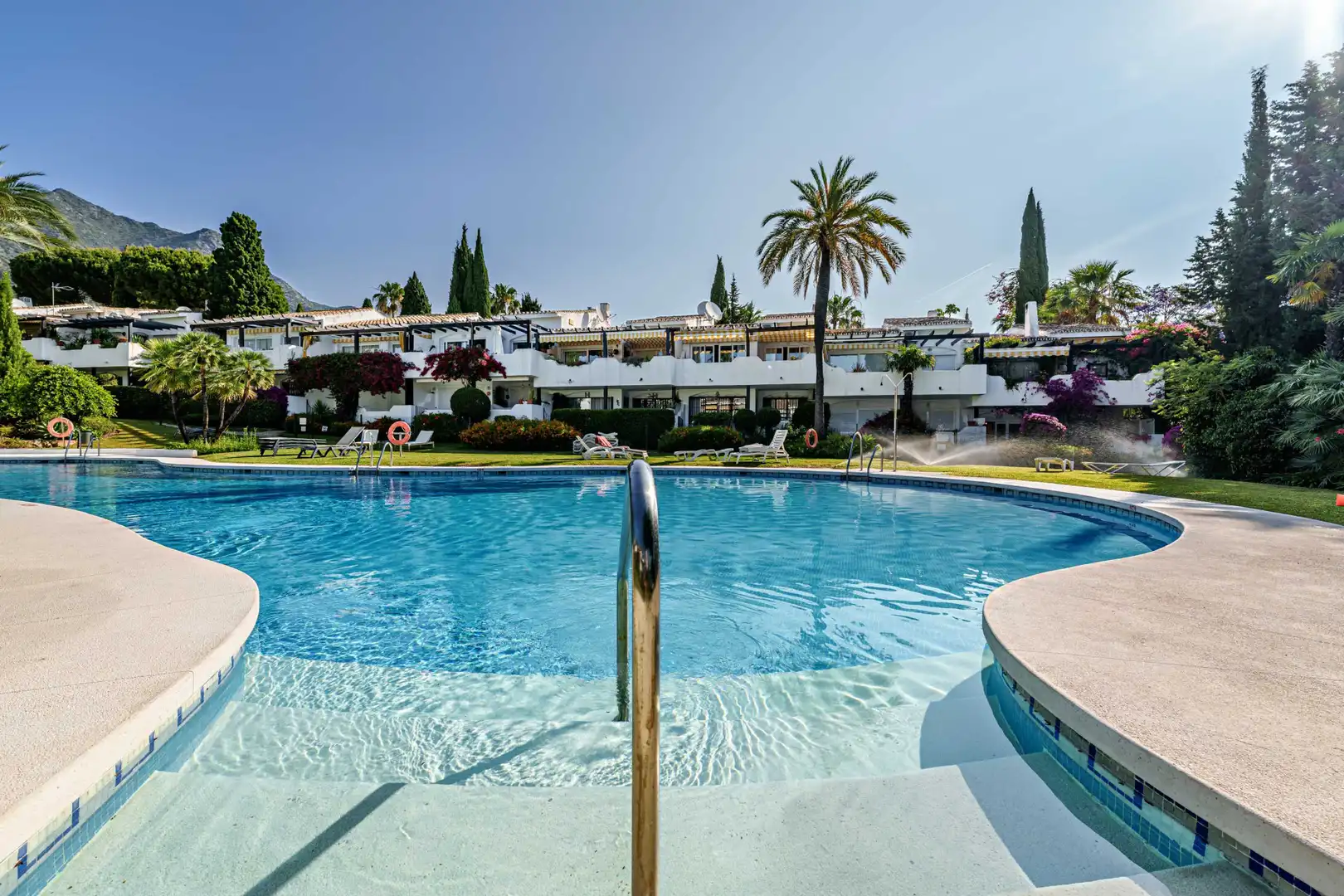 Baixos amb piscina en venda a Milla de Oro, imagen 17