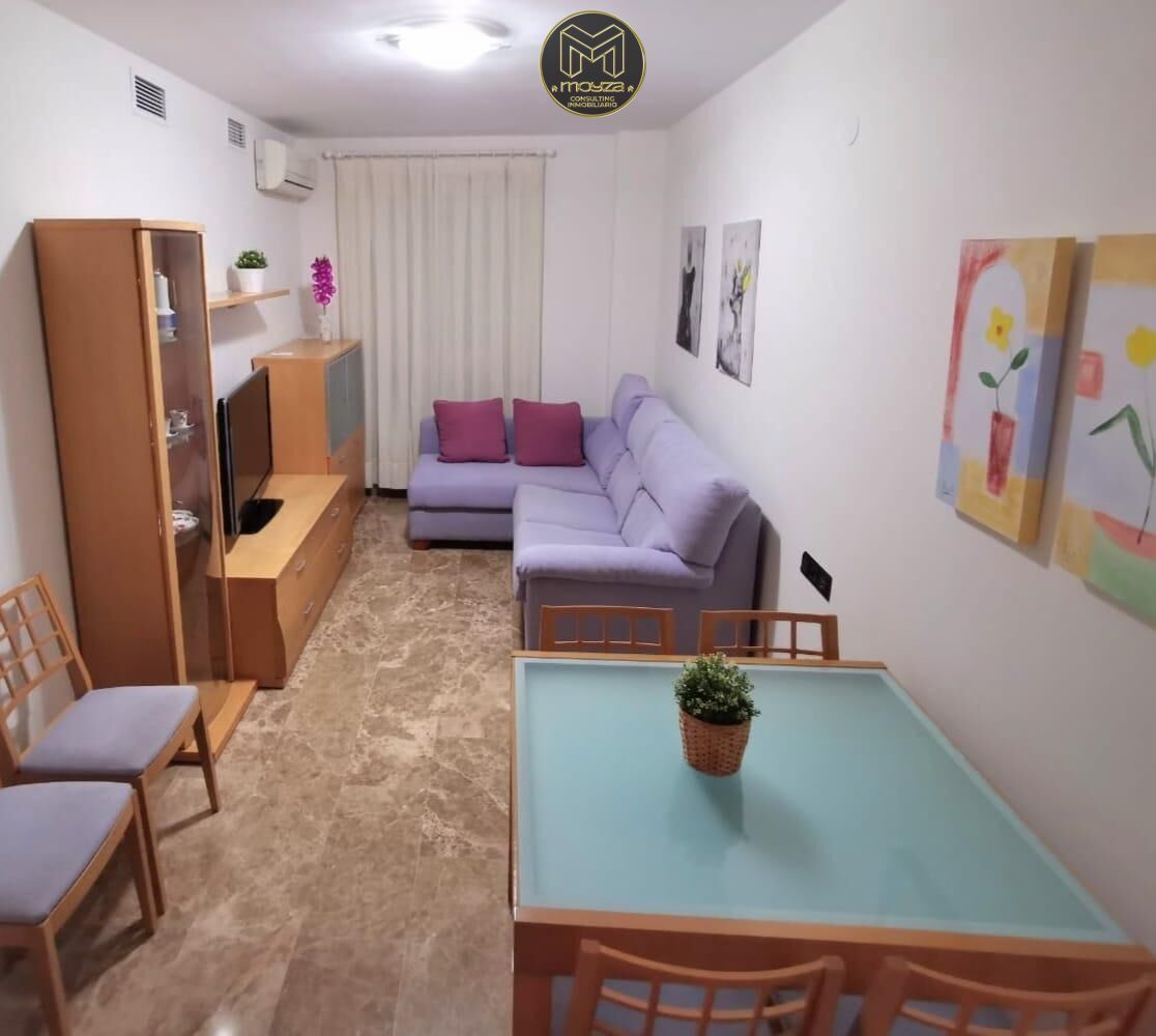 Sala d'estar de Apartament en venda en  Jaén Capital amb Aire condicionat, Calefacció i Balcó