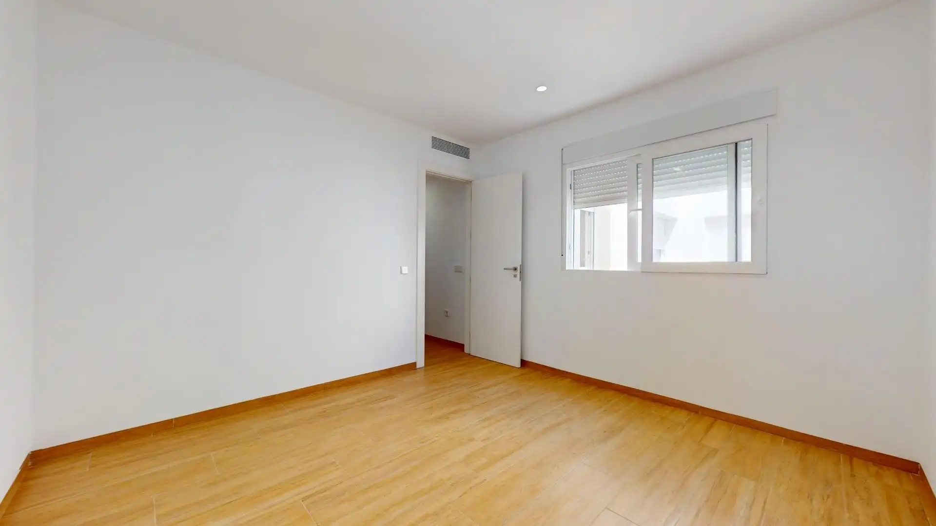 Habitación de Ático en venta en San Pedro del Pinatar con Aire acondicionado, Terraza y Piscina comunitaria
